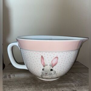Like new Bake Shop batter bunny mixing bowl